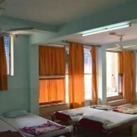 Sri Krishna Guest House & Reasturant โกนาร์กา ภายนอก รูปภาพ