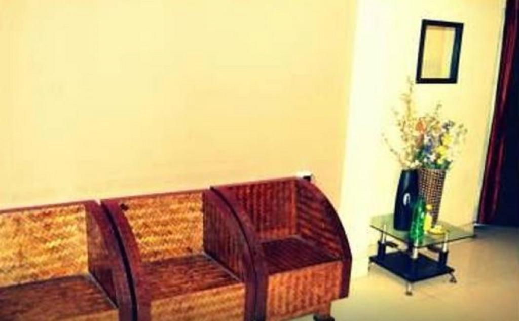 Sri Krishna Guest House & Reasturant โกนาร์กา ภายนอก รูปภาพ